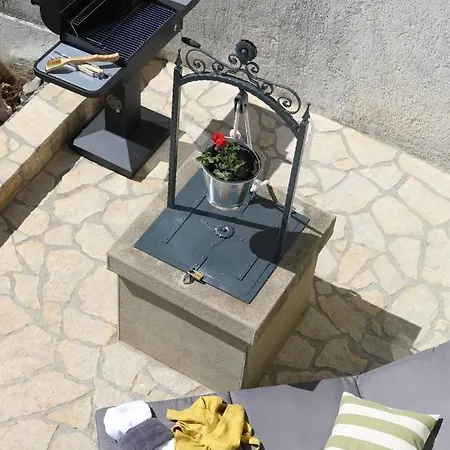 Dom wakacyjny House Marea With Jacuzzi *