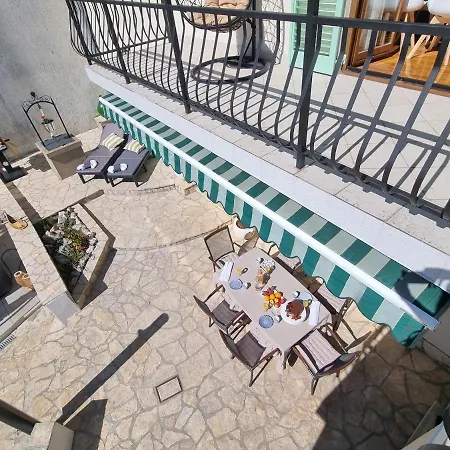 House Marea With Jacuzzi *