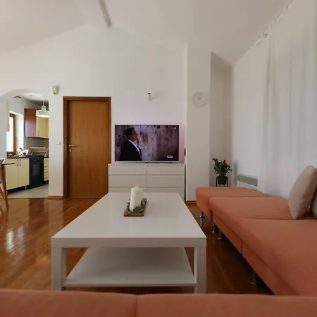 House Marea With Jacuzzi