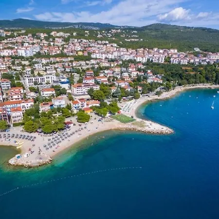 Dom wakacyjny House Marea With Jacuzzi