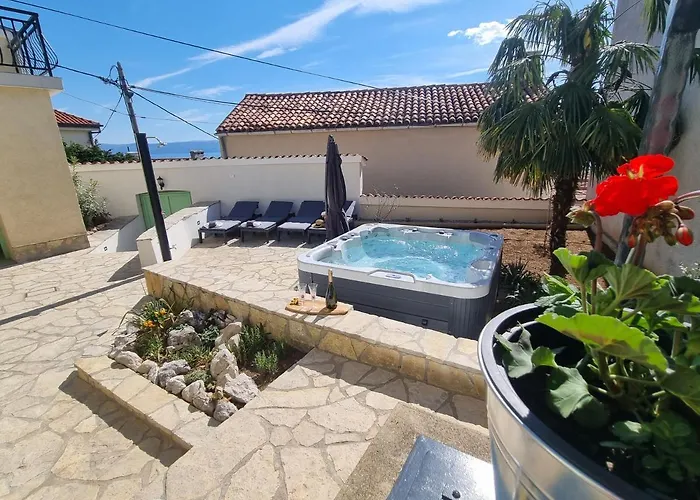 House Marea With Jacuzzi * Crikvenica