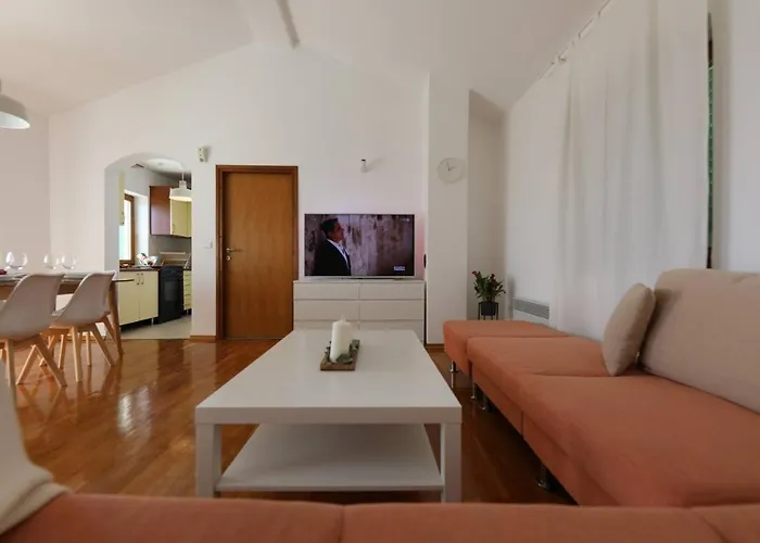 House Marea With Jacuzzi