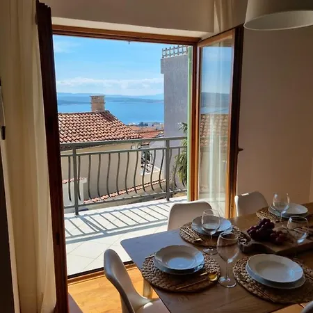 House Marea With Jacuzzi Hébergement de vacances Crikvenica