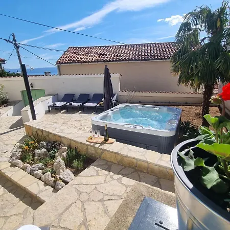 House Marea With Jacuzzi * Crikvenica