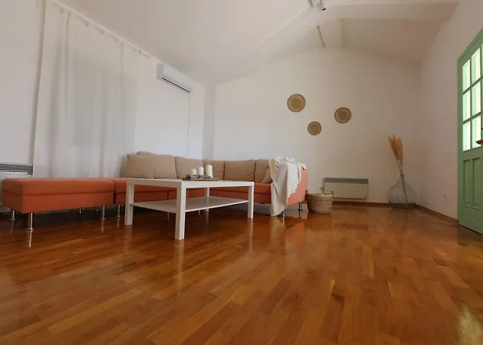 House Marea With Jacuzzi